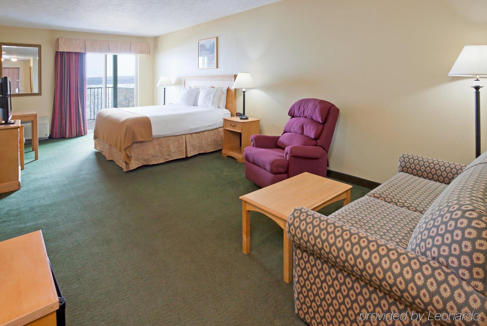 Holiday Inn Express Munising-Lakeview, An Ihg Hotel Habitación foto