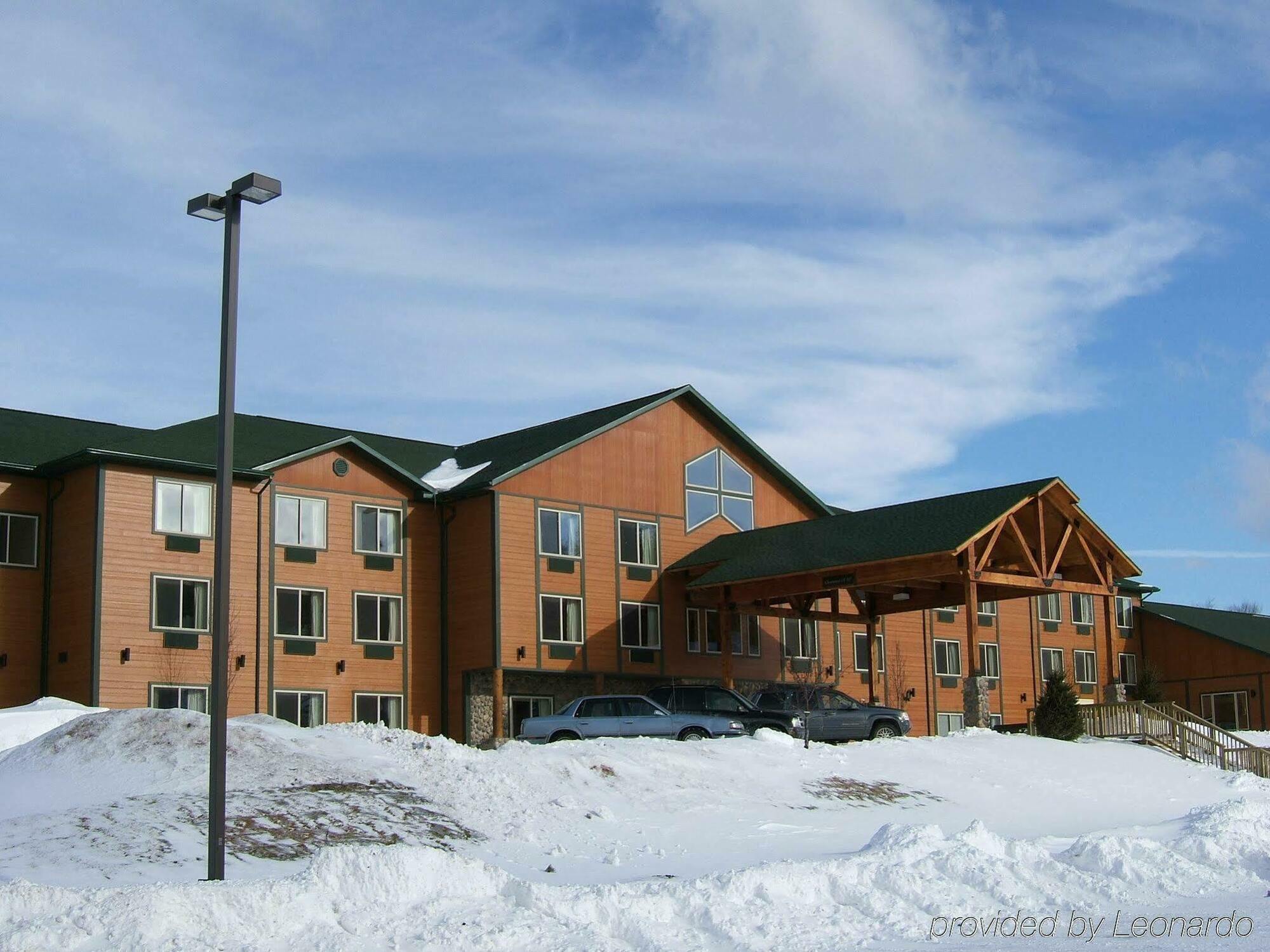 Holiday Inn Express Munising-Lakeview, An Ihg Hotel Exterior foto